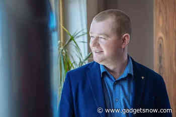 Space entrepreneur Max Polyakov says he's bought satellite maker Dragonfly Aerospace