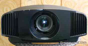 Sony VPL-VW325ES: This is what a $5,500 projector looks like     - CNET