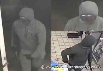 Police seek machete wielding man after he apologises to store staff for robbing shop