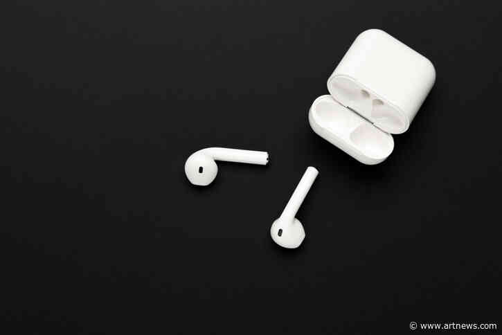 The Best Wireless Earbuds for Distraction-Free Art Making