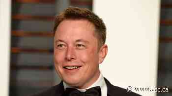 Cast members protest Elon Musk's Saturday Night Live appearance