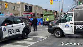 82-year-old woman in wheelchair dead after being hit by dump truck in Toronto's east end
