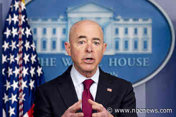 Biden admin will limit arrests of migrants in or near courthouses