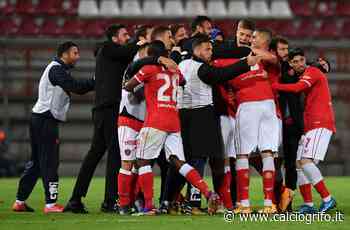 Il Grifo batte il Matelica e ha ancora il destino nelle sue mani. Gli highlights (video) - Calcio Grifo