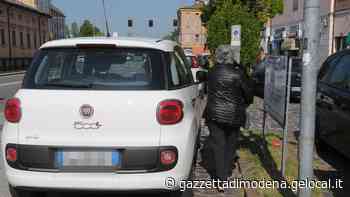 Modena. Proteste alla Madonnina Percorso a ostacoli tra le vie Tabacchi ed Emilia Ovest: - La Gazzetta di Modena
