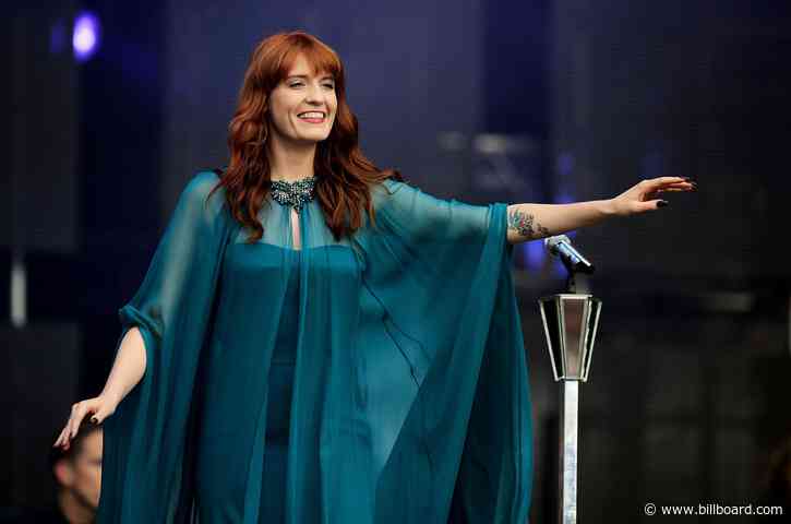 Florence Welch Is Writing the Music & Lyrics For ‘The Great Gatsby’ Musical: ‘This Book Has Haunted Me’