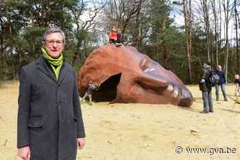 Slapende Reus neemt wandelaars mee op ontdekkingstocht op heuvelrug in Kasterlee - Gazet van Antwerpen