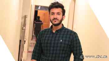 Indian man with COVID-19 says he was stuck in hotel quarantine for days without medical help