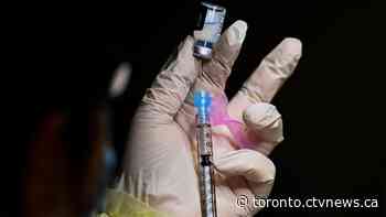 Let regions choose when to lower age of eligibility at COVID-19 vaccination clinics, Mississauga's mayor says