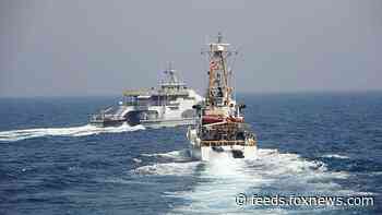 U.S. Navy fires warning shots on three Iranian fast boats that got too close
