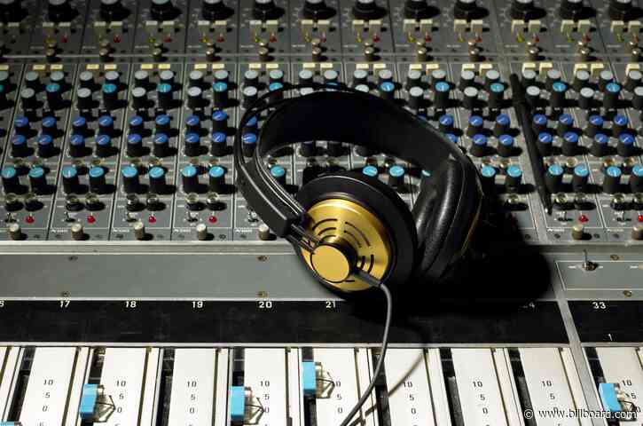 Here Are 5 Producer-Approved Headphones for Your Studio