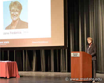 Former AIA leader encourages MSU School of Architecture grads to 'step up,' 'make a positive difference' - Mississippi State Newsroom