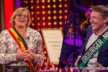Burgemeester Ninove huldigt Wesley Sonck officieel tot ereburger: “Eindelijk!” - Het Nieuwsblad