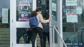 Quebec sets sights on offering vaccine to teens, a move viewed as crucial in taming pandemic