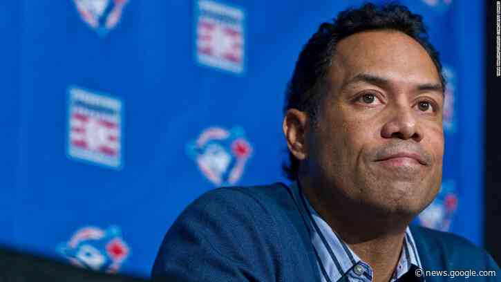Hall of Famer Roberto Alomar banned from MLB after sexual misconduct investigation - CNN