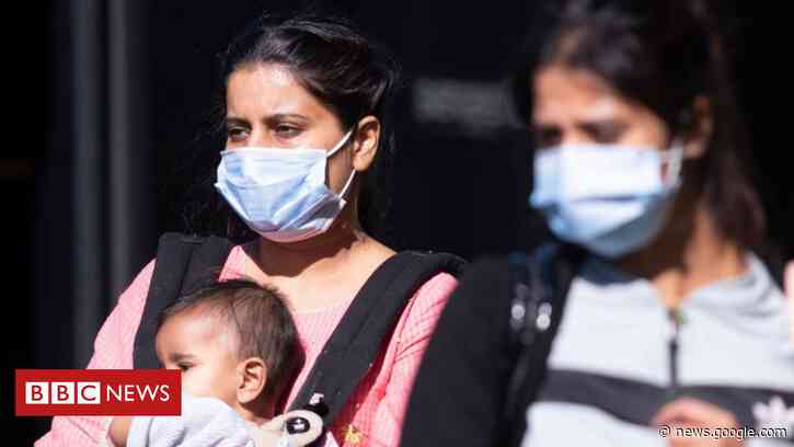 Covid: Australians could face jail or fines if they return from India - BBC News