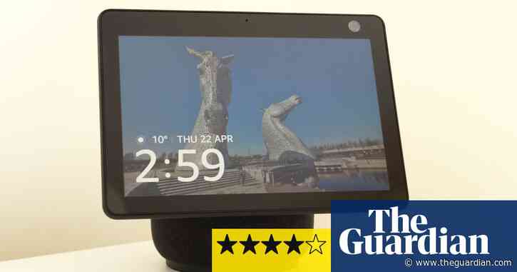 Echo Show 10 review: this rotating Alexa display follows you around