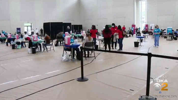 Carnegie Mellon University Students Given The Choice Of Pfizer Or Johnson And Johnson Vaccine At Clinic