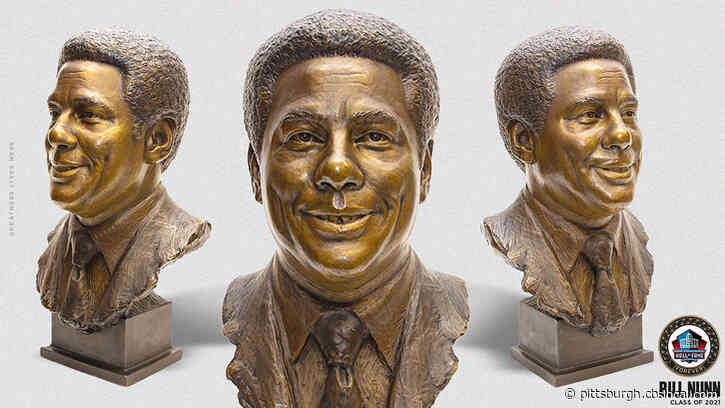 Pro Football Hall Of Fame Unveils Bill Nunn Bronzed Bust
