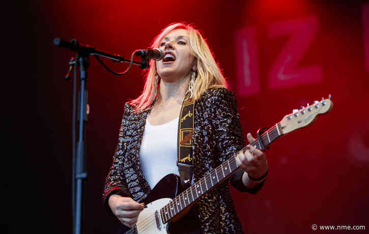 Liz Phair shares powerful video for new single ‘Spanish Doors’