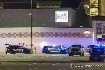 2 killed in shooting at Wisconsin casino; gunman slain