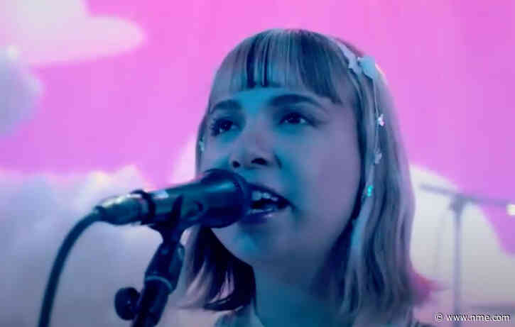 Watch Beach Bunny perform viral ‘Cloud 9’ live on ‘Fallon’