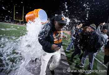 McClymonds coach Michael Peters gets national coaching honor - San Francisco Chronicle