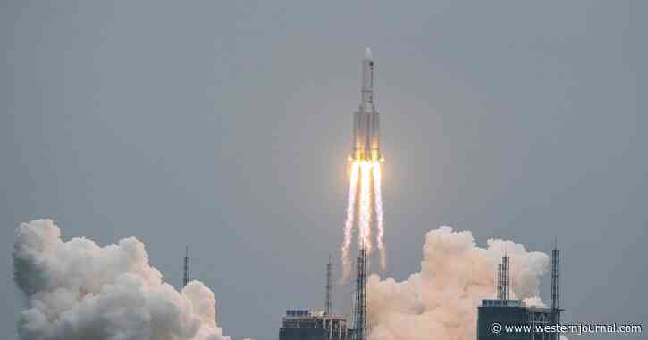US Radar Tracking as Massive Chinese Rocket Plummets Toward Earth in Uncontrolled Re-Entry