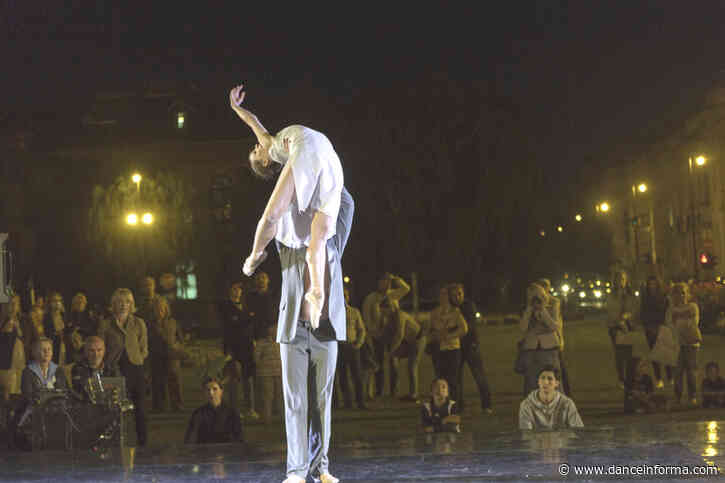Where do you perform during a pandemic?
