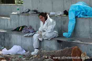 India records 368000 new coronavirus cases as catastrophic surge continues - St Helens Star