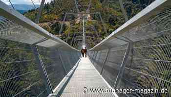 Portugal: In Arouca ist die längste Fußgängerbrücke der Welt eröffnet worden