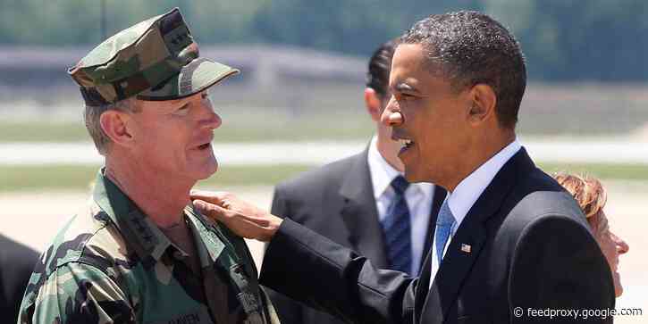 Obama thanked Navy SEAL McRaven for overseeing the bin Laden raid by gifting him a tape measure
