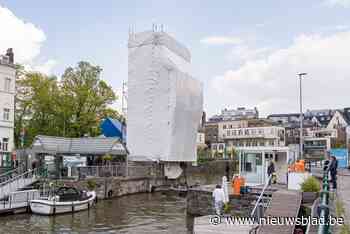 Opvallend beeld: is kunstenaar Christo aan de slag in Gent?