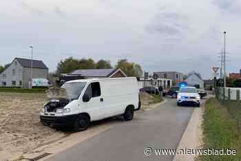 Politie klist twee Franse dieven na lange achtervolging waarbij bestuurder van aangereden auto gewond raakt