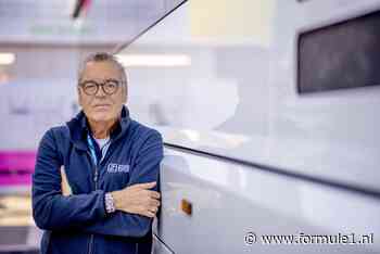 In quarantaine maar toch op de buis: Zo geeft Olav Mol vanuit zijn hotelkamer commentaar - Formule1.nl