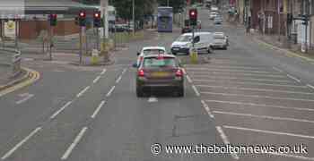 Lane one of Manchester Road, Bolton shut