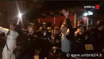 Perugia in serie B, l'arrivo del pullman a Curi. Caserta: «Abbracceremo i tifosi» - Umbria 24 News