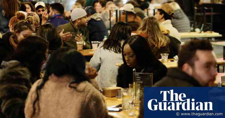 Pub and restaurant bosses lose legal fight over England Covid closures