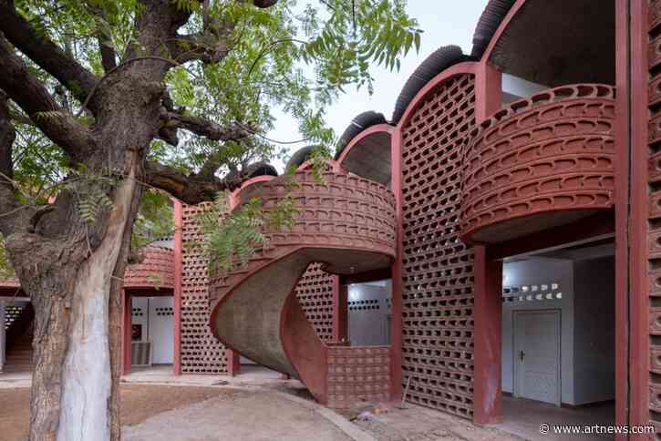 Josef and Anni Albers Foundation to Open Hospital in Senegal