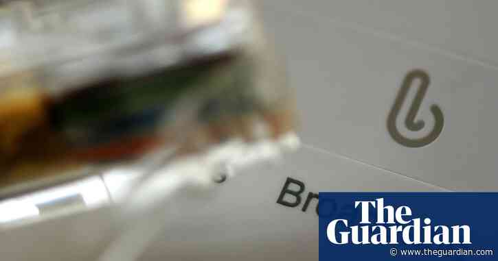 BT to offer under half-price fibre broadband to people on benefits