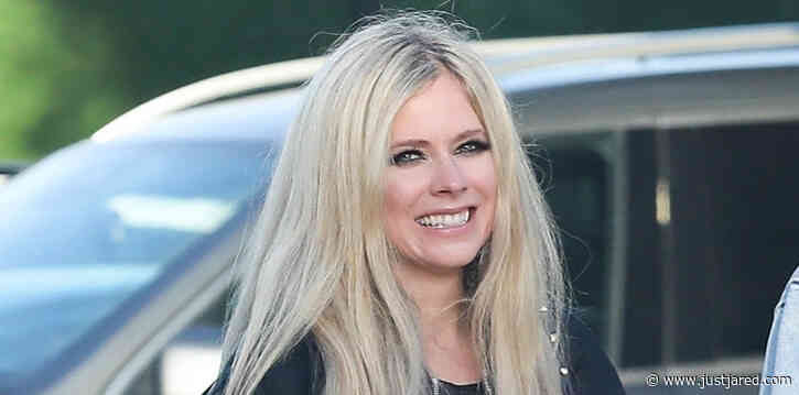 Avril Lavigne is All Smiles After Grabbing Lunch with Friends
