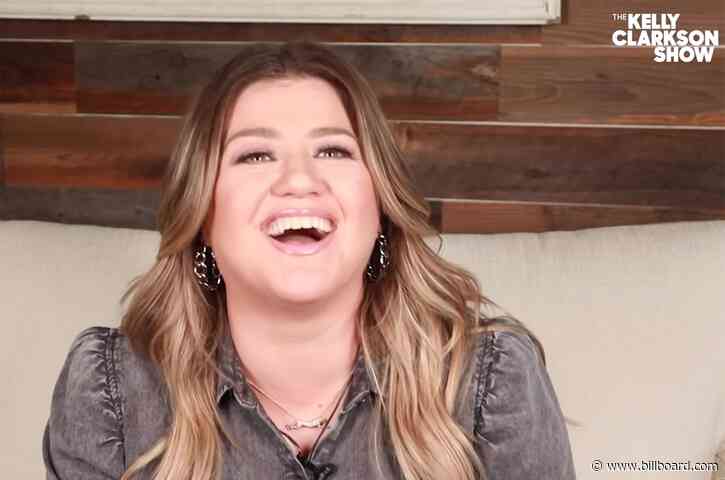 Whitney or Mariah? *NSYNC or Hanson? Kelly Clarkson Plays ’90s Music Edition of ‘Would You Rather’