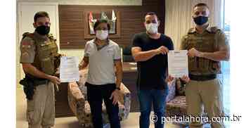 Policiais Militares de Imbituba recebem Moção por Ato de Bravura, por impedirem tentativa de suicídio no Canto da Praia da Vila - Portal AHora