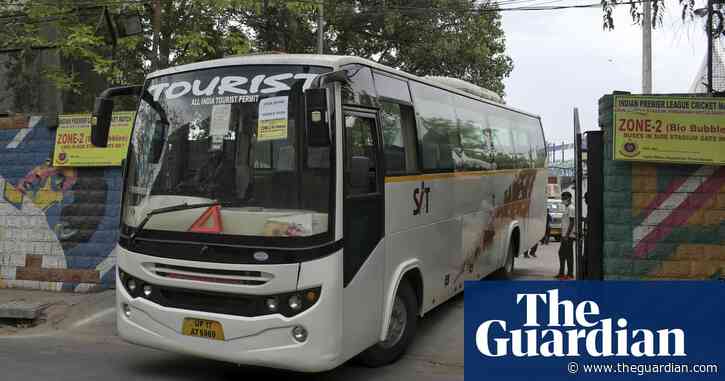 Stranded Australian cricketers leave Covid-hit India for Maldives