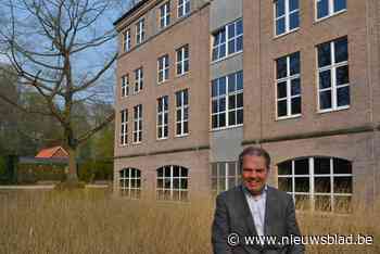 Besmettingen dalen traag, vaccinaties schakelen versnelling hoger: “Het blijft oppassen, maar we halen onze doelen”