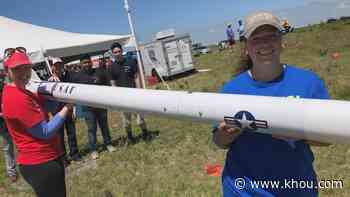 These Houston-area high schoolers are launching rockets a mile high — but it’s not just about the rockets - KHOU.com
