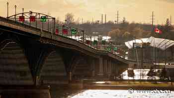 Top Democrat tells Biden administration: Get to work reopening border with Canada