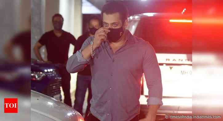 Salman helps 25,000 workers financially