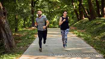 Fettverbrennung beim Laufen: Als Lauf-Anfänger mit Gehpausen die Corona-Wampe verbrennen