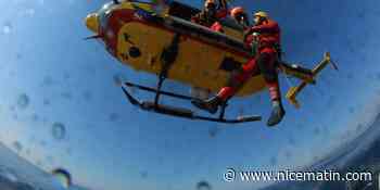 Un nageur serait en difficulté à Antibes, un hélicoptère Dragon 06 en survol pour tenter de le retrouver